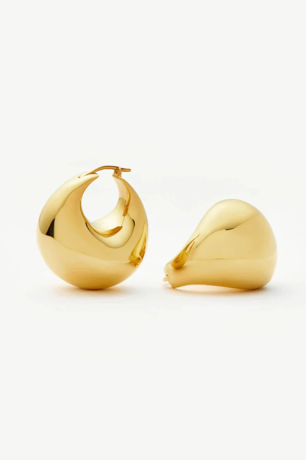 Sculptural Chubby Dome Medium Hoop Earrings - Gold