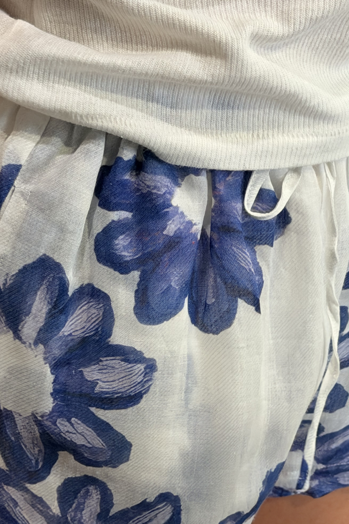 Ramie Short - Blue Flower