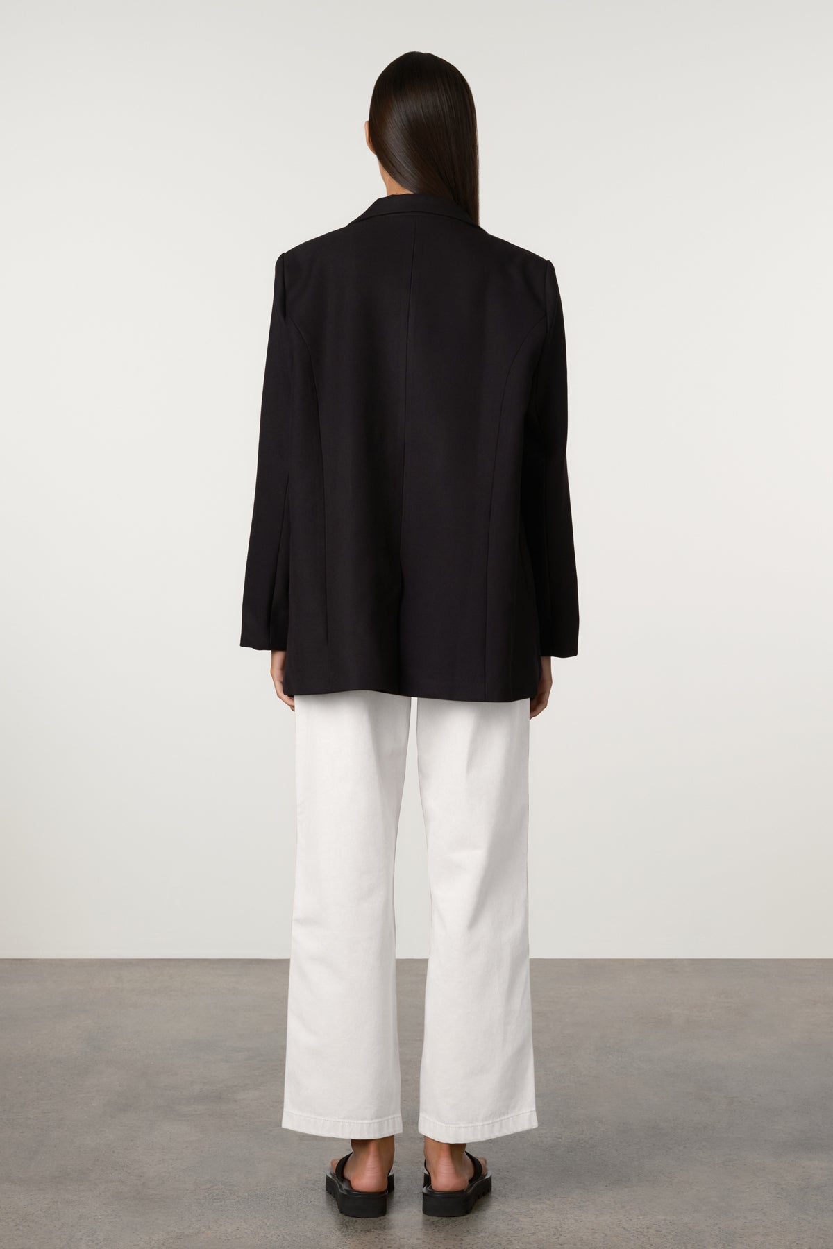 Relaxed Tailored Twill Blazer - Black