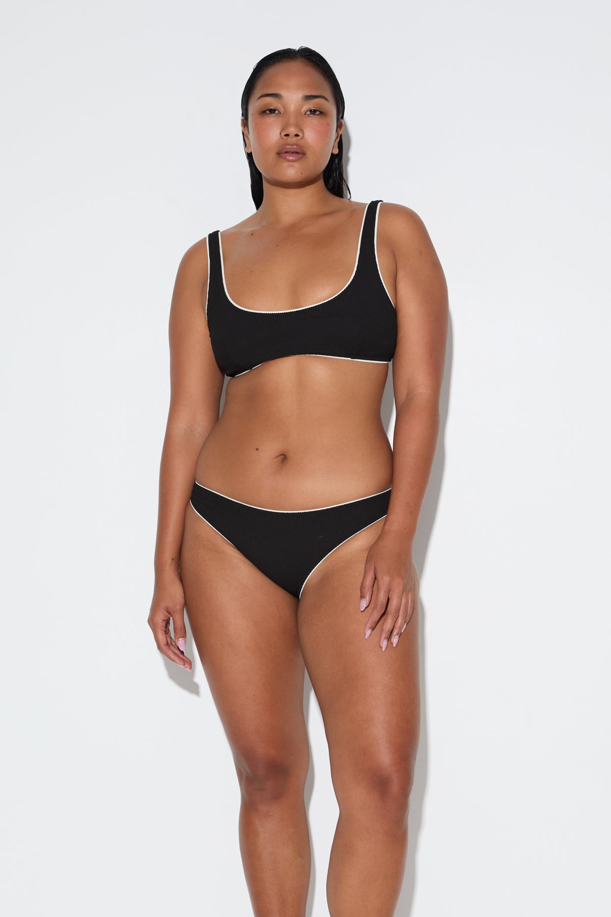 Crinkle Scoop Bralette Top - Black