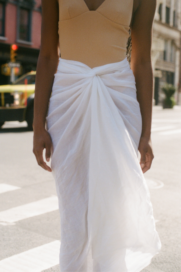 Signature Ramie Sarong - White
