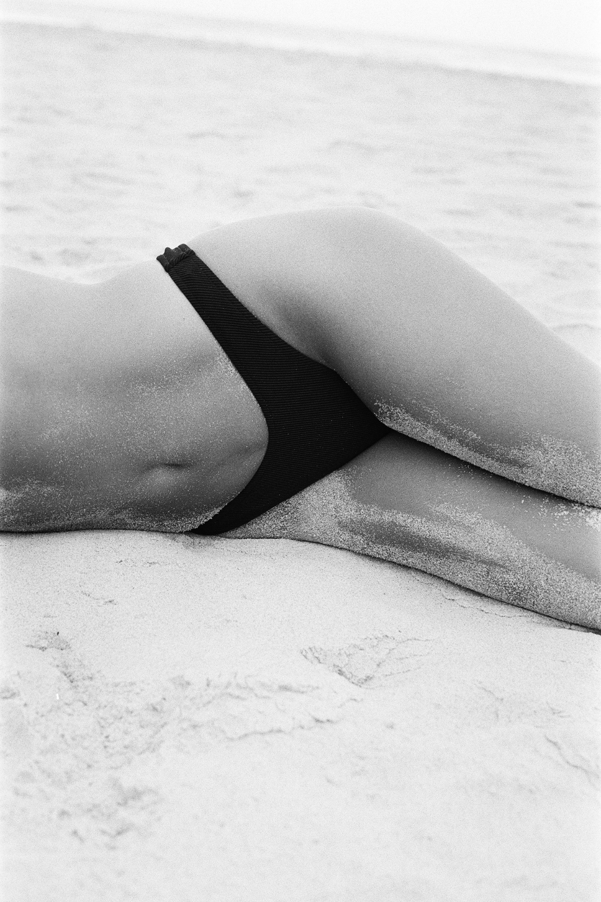 Signature Stripe Thong Brief - Black