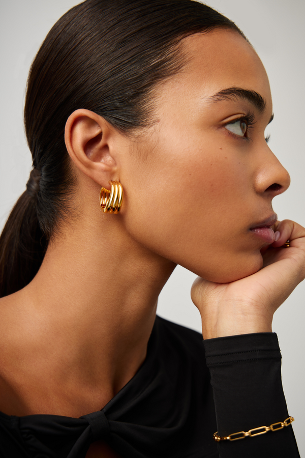 Savi Triple Ridge Large Hoop Earrings - Gold