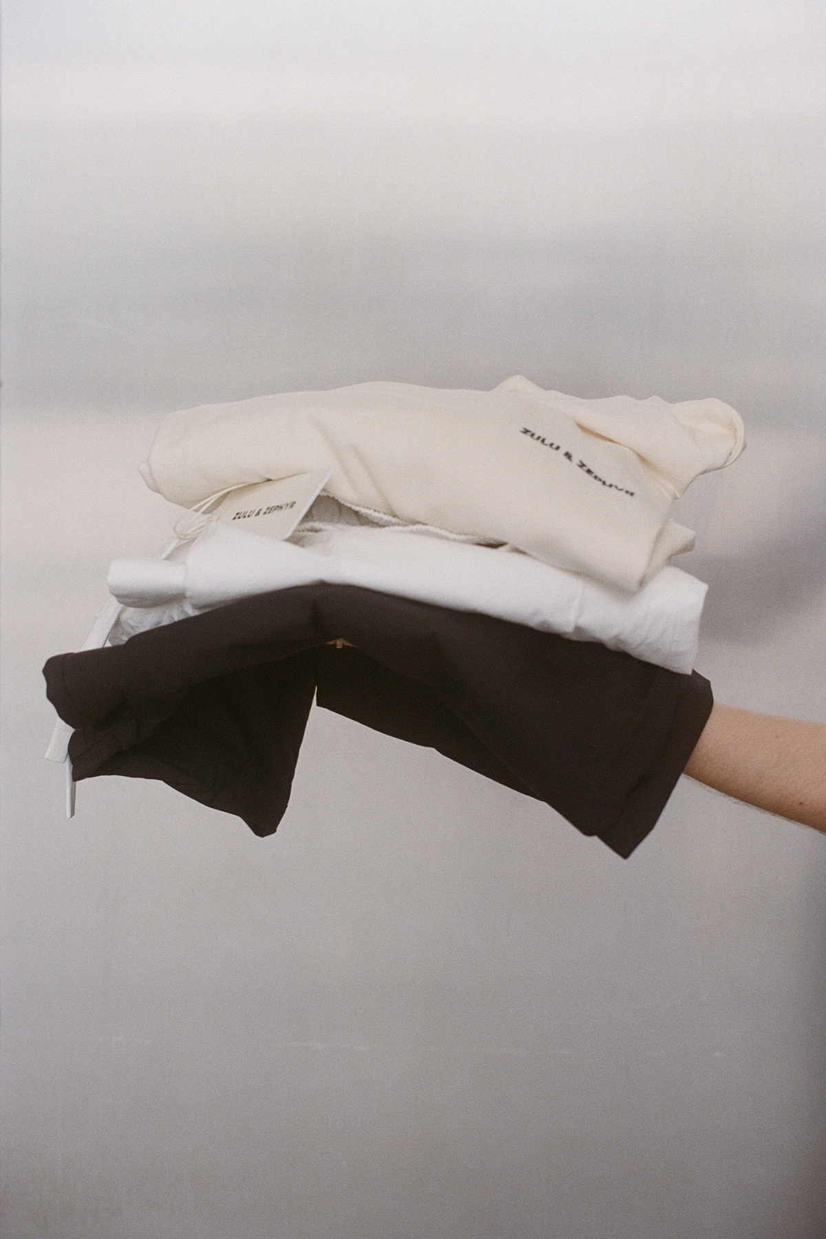 Zulu & Zephyr Logo Hemp Tee - Warm White