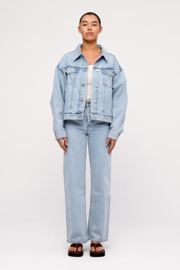 Mid Rise Jean - Light Wash