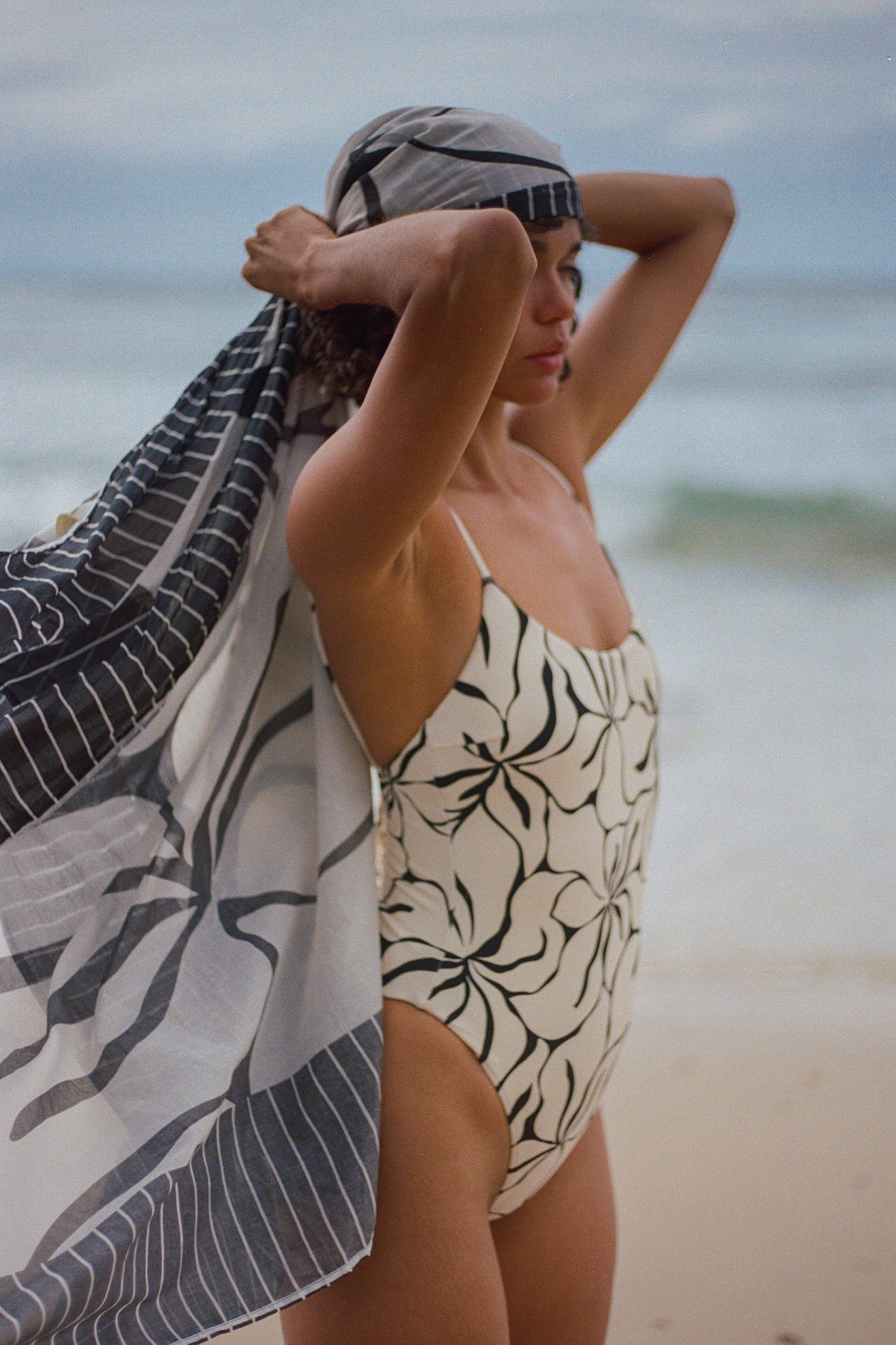 Cotton Sarong - Cream Flower