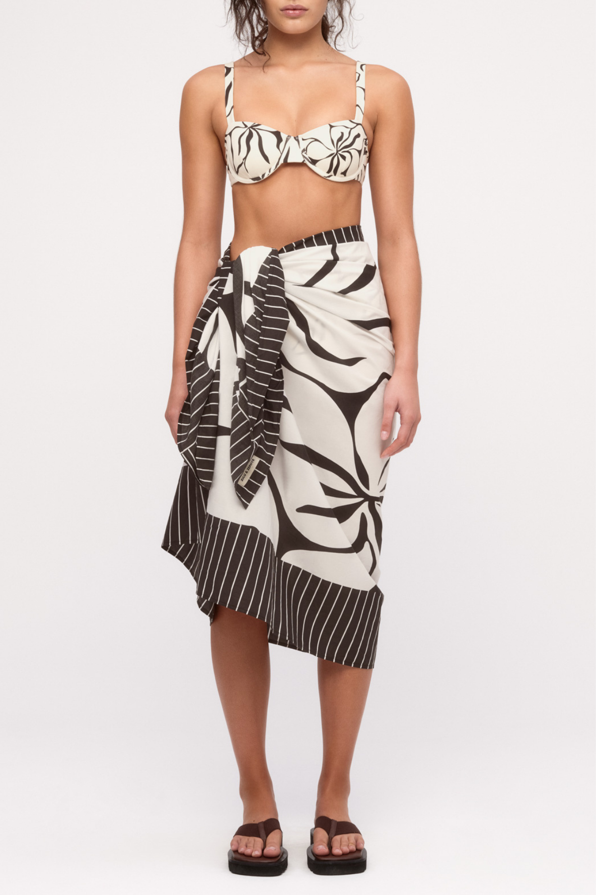 Cotton Sarong - Cream Flower