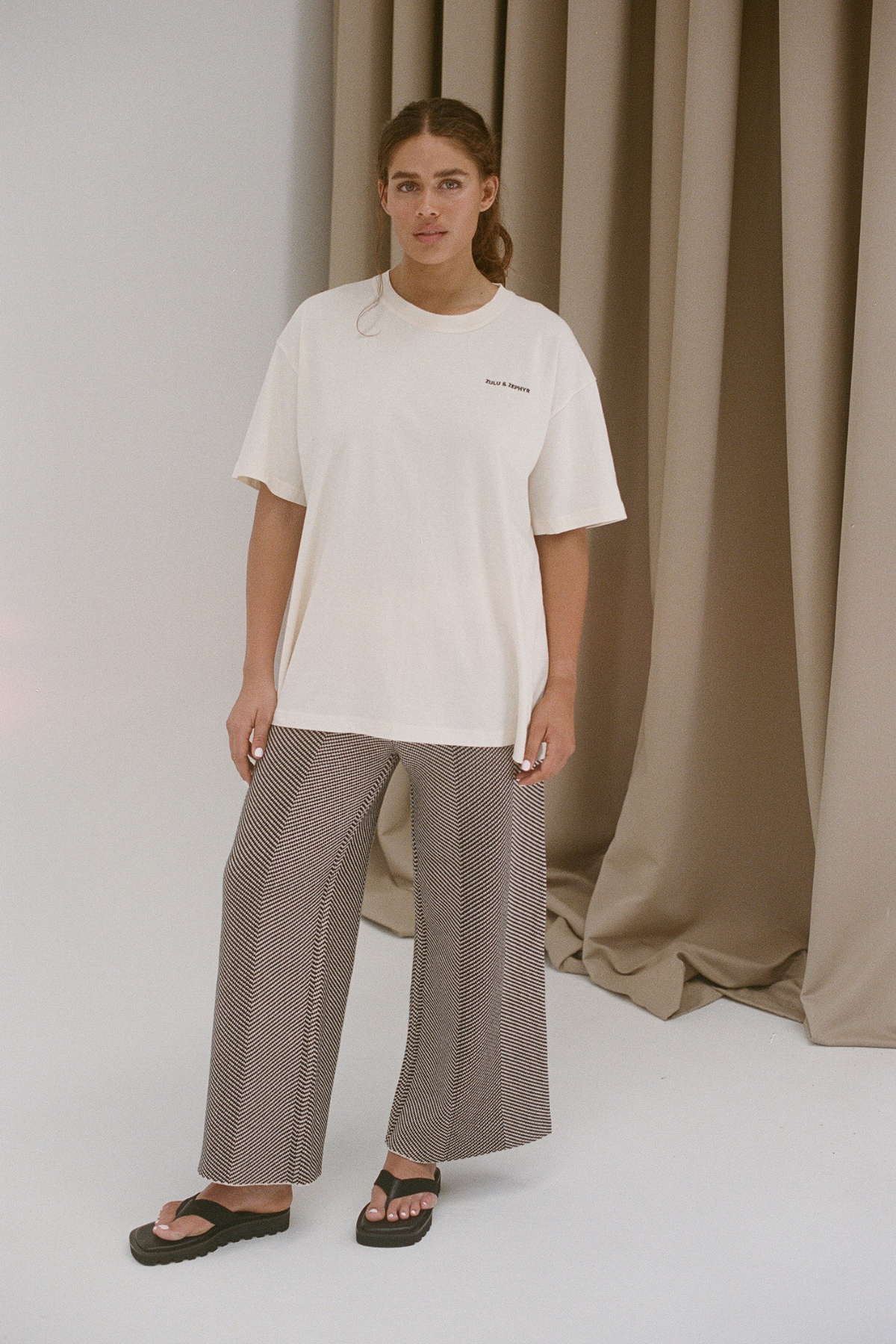 Zulu & Zephyr Logo Hemp Tee - Warm White