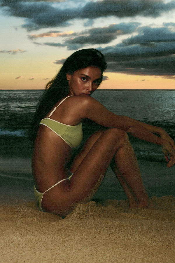 Textured Hipster String Brief - Aloe