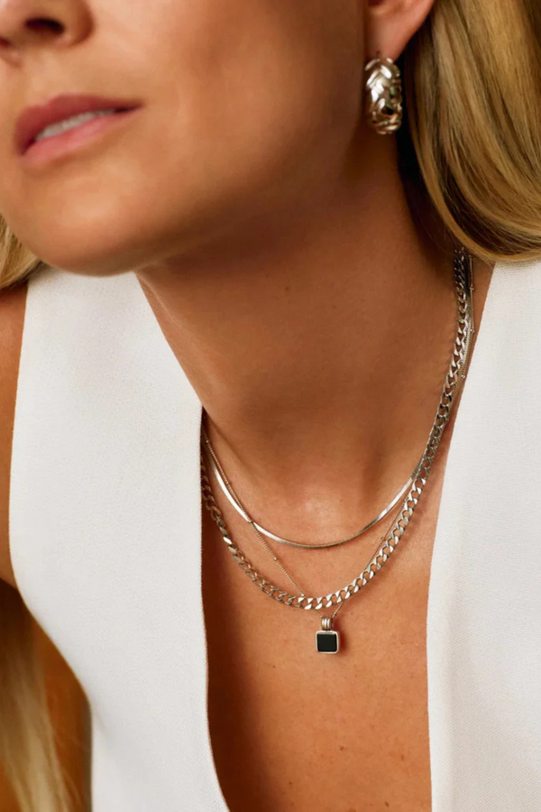 Lucy Williams Short Square Snake Chain Necklace