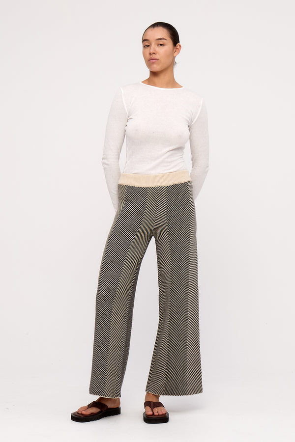 Black Herringbone Knit Pant