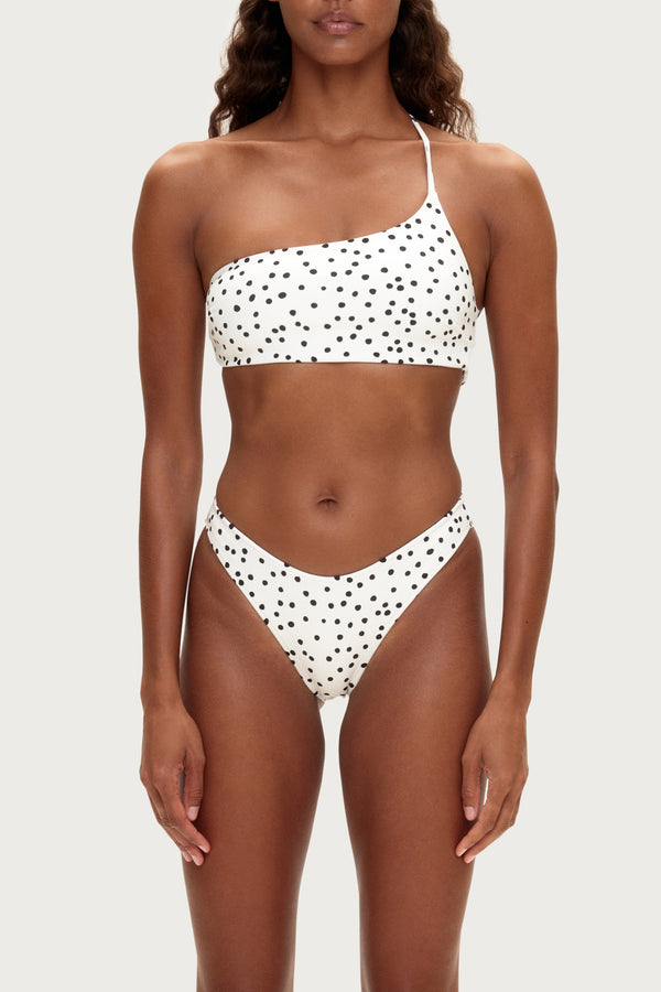 Curve Brief - Black Spot