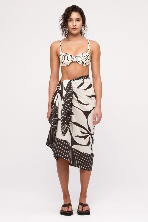 Cotton Sarong - Cream Flower