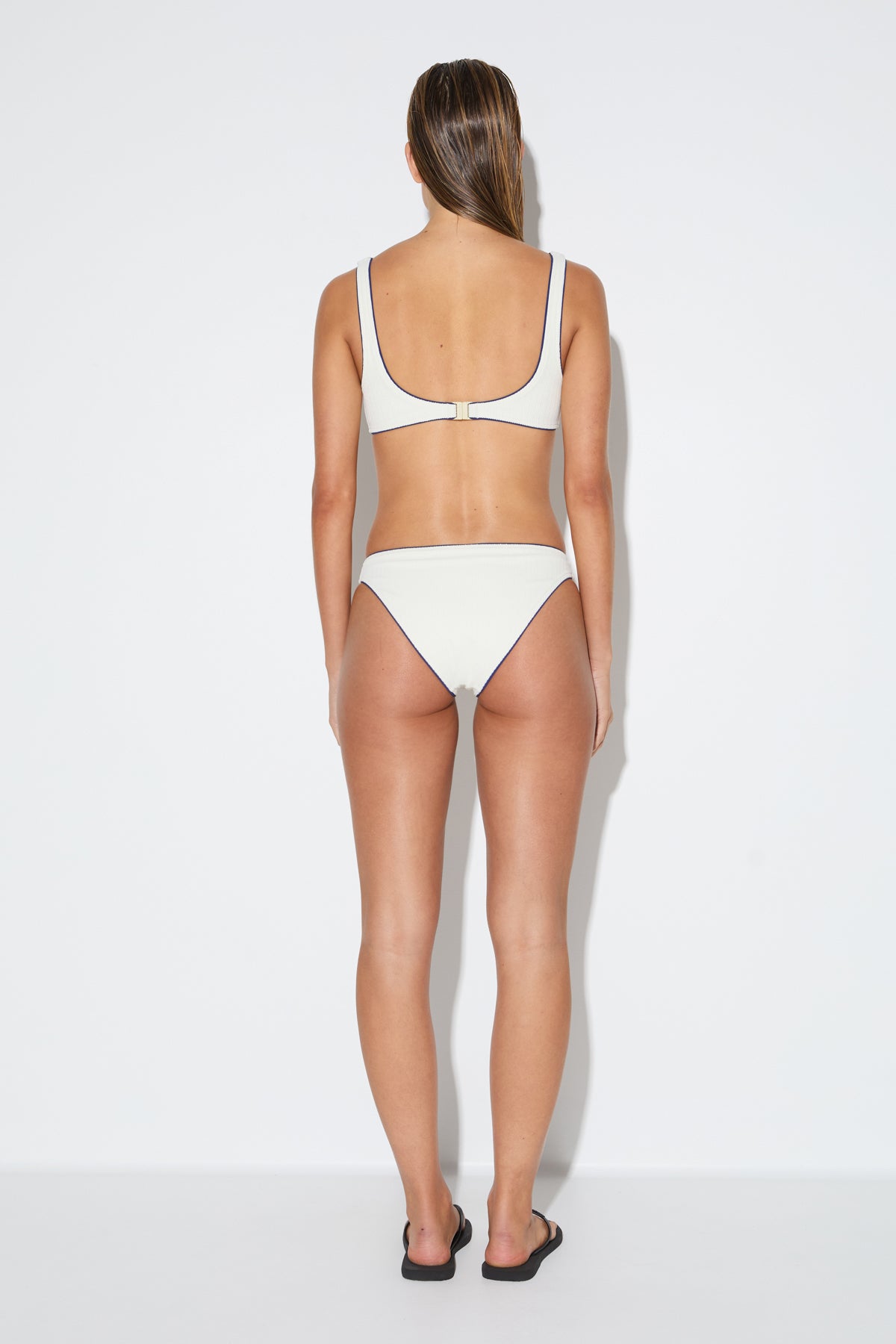 Crinkle Classic Brief - Coconut