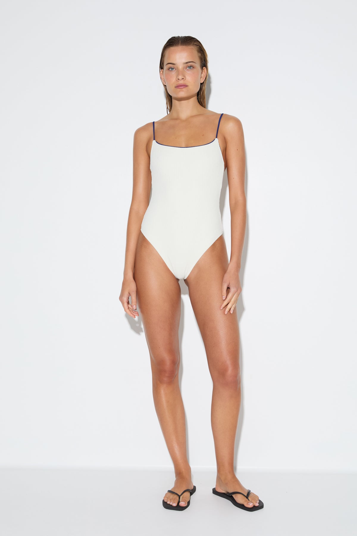 Crinkle Simple One Piece - Coconut